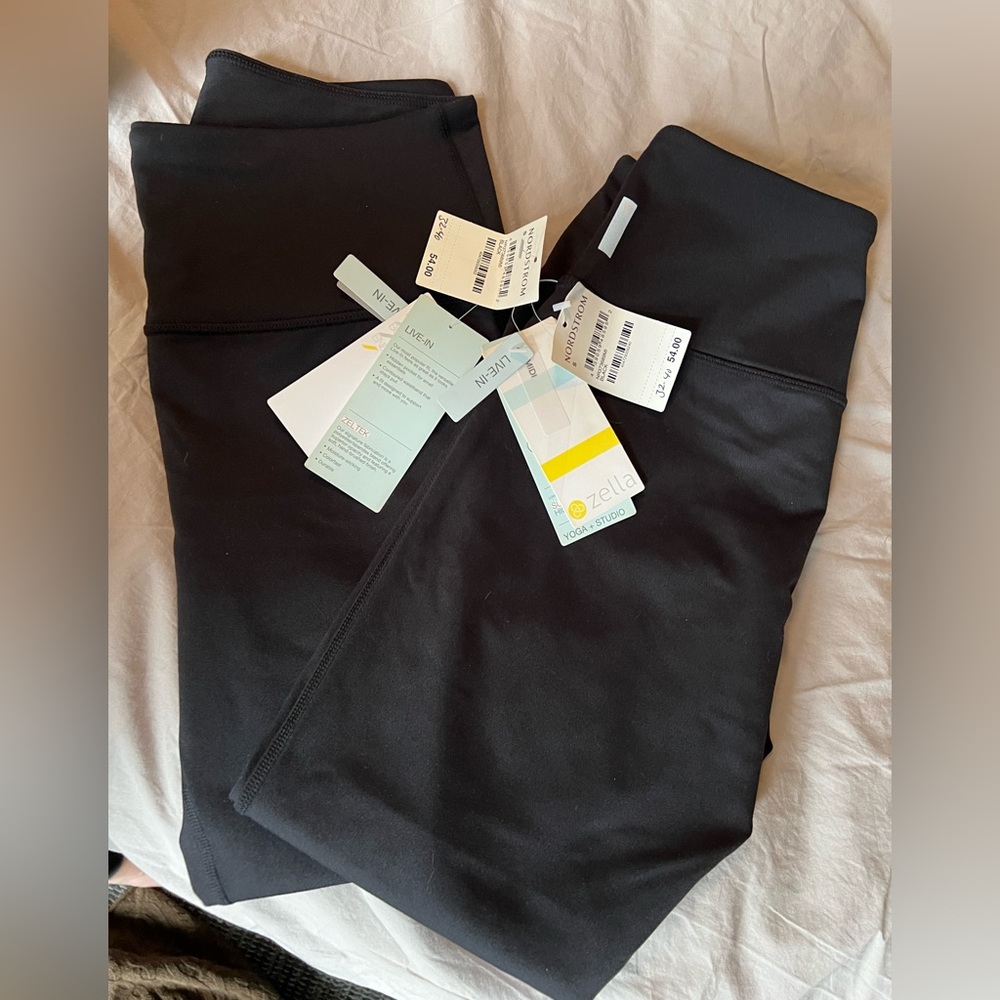NWT Zella Crop High Waist leggings. Sz Small